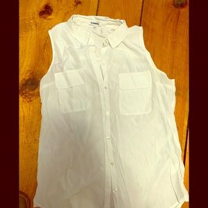 Express sleeveless blouSe